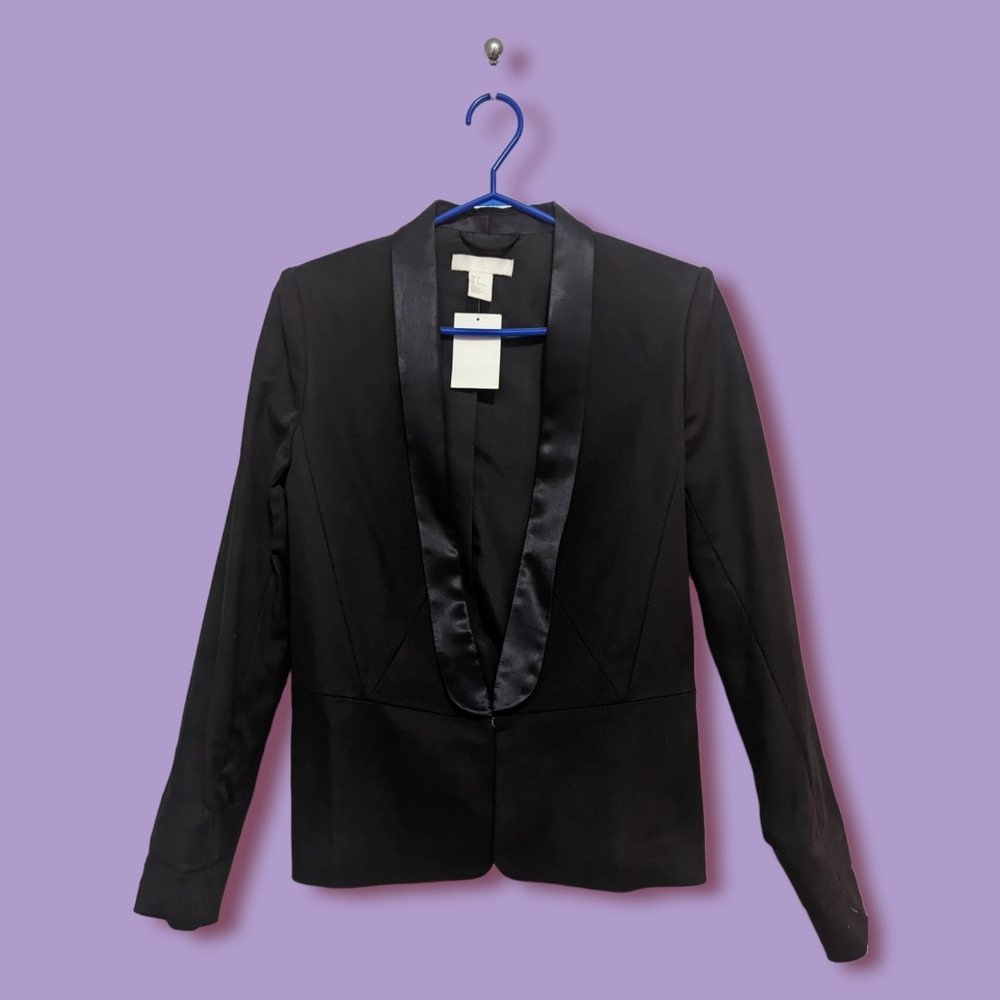 H&M Tuxedo Modern Classic Jacket, Size 4. NWT.